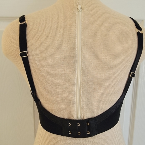 24/7 Third Love Classic Contour Plunge Bra third - Picture 6 of 7